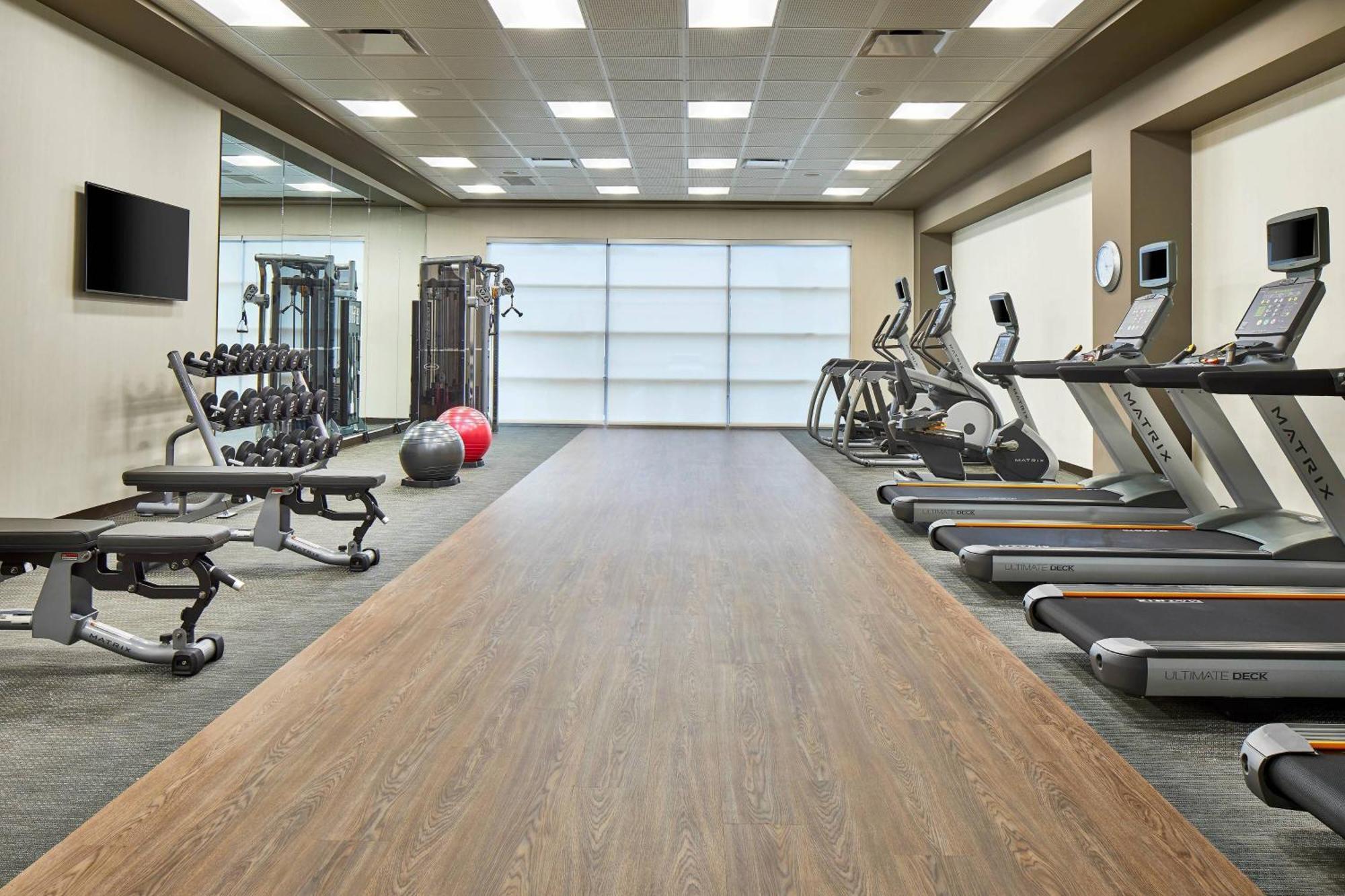 Courtyard By Marriott Airport Albany